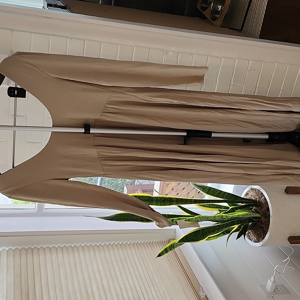 Tan Long Sleeve Dress, Xs - Picture 9 of 13